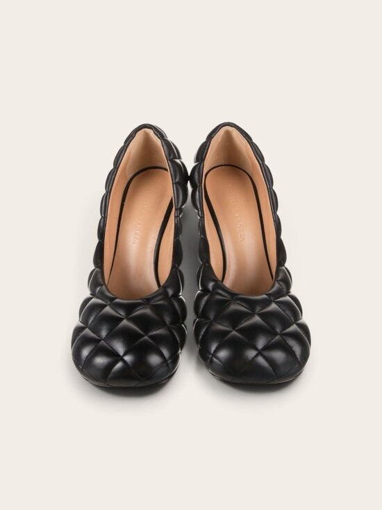 Bottega Veneta Shoes - Bottega Veneta Padded Bloc Matelassé Nappa Pump Black 38 | Daniel Lee Era